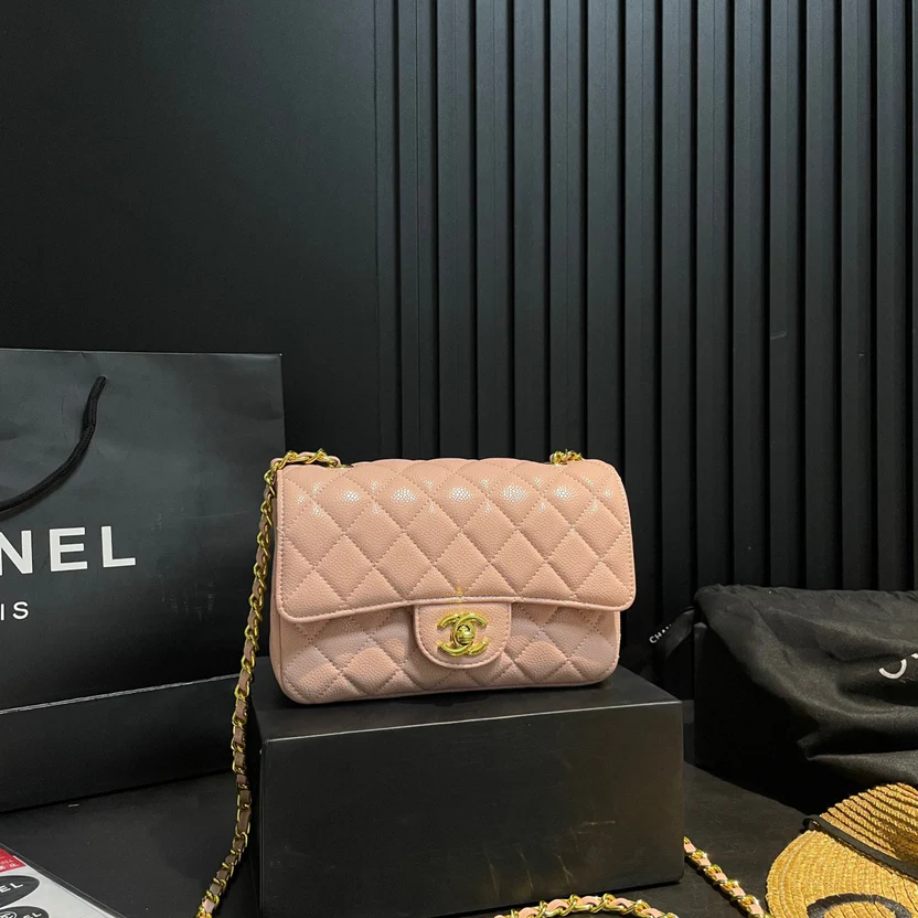 CLASSIC FLAP BAG – URBAN CHIC EDITION