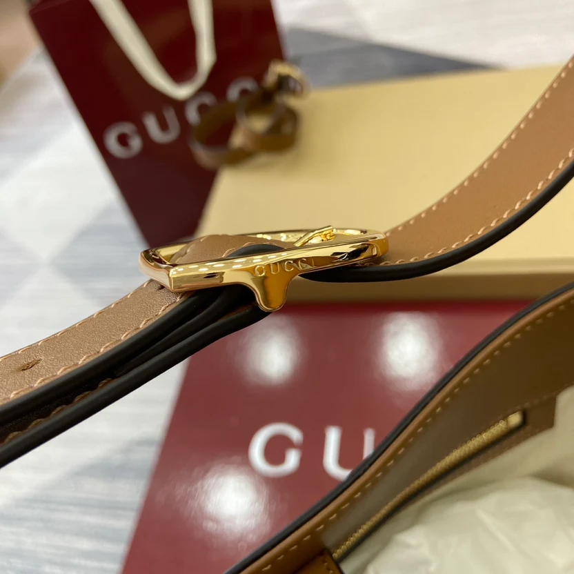 BUCKET BAG BROWN LEATHER