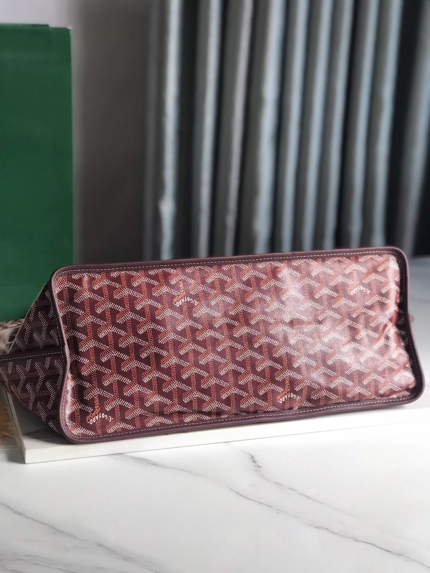 REVERSIBLE ANJOU TOTE BAG
