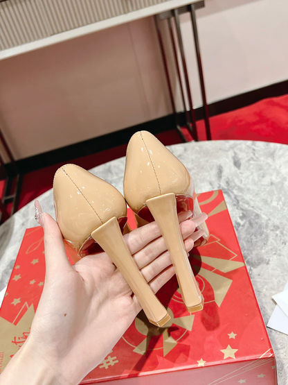 ELEGANT NUDE POINTED-TOE PUMPS WITH REFINED SLANTED HIGH HEEL AND MINIMALIST SILHOUETTE