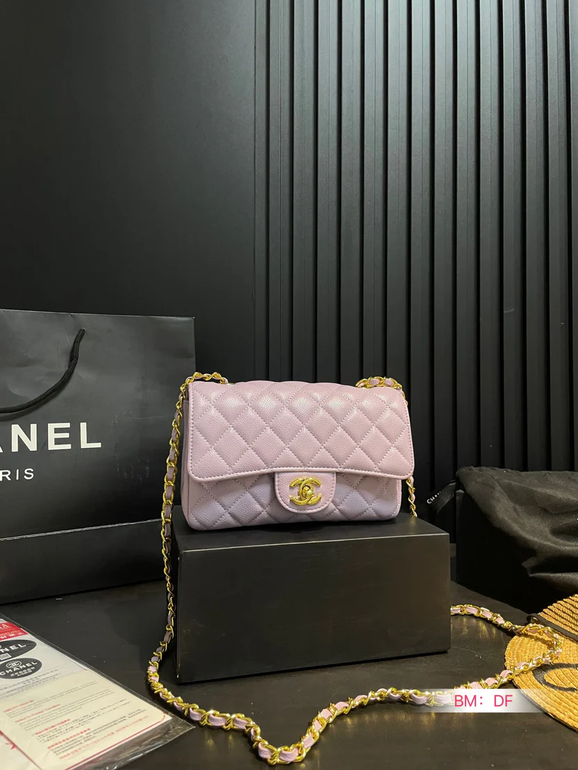 CLASSIC FLAP BAG – URBAN CHIC EDITION