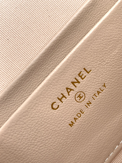 CLASSIC FLAP SMALL BAG 23CM- SUPREME EDITION