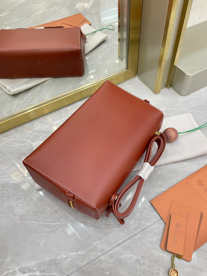 SADLE LORO LEATHER BAG