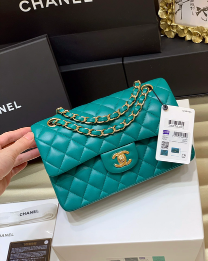 CLASSIC FLAP SMALL BAG 23 CM- SAPPHIRE LIMITED EDITION
