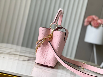 CAPUCCINES TRILOGY CHAIN 3-IN-1 PINK OSTHRICH PEARL