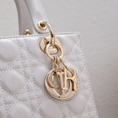 LADY D STYLE SHOULDER BAG- WHITE (24CM)