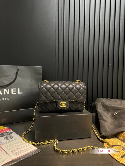 CLASSIC FLAP BAG – URBAN CHIC EDITION