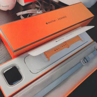 SMARTWATCH WHITINTERCHANGEABLE BRANDS