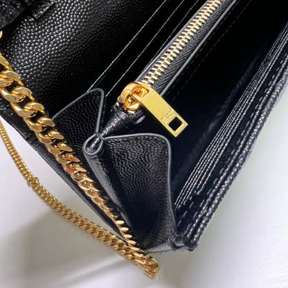 MINIMALIST QUILTED LEATHER CLUTCH – ENVELOPE EDITION